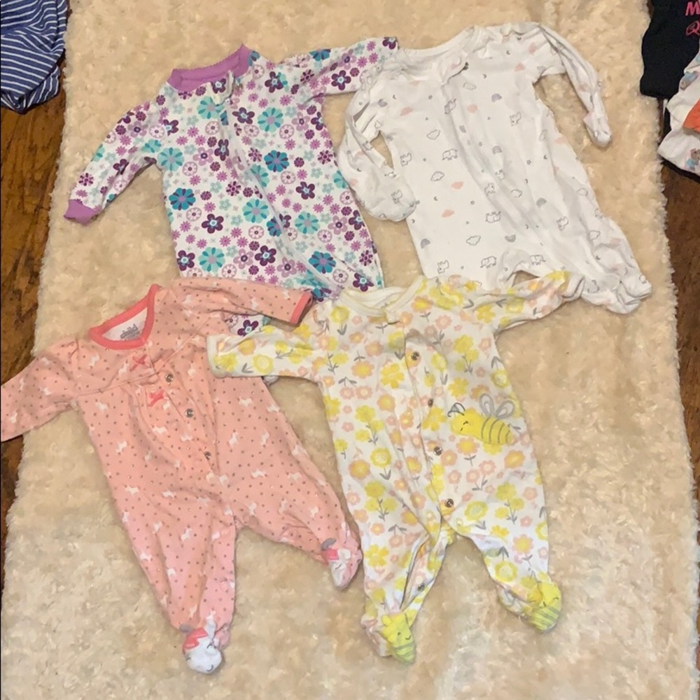 Newborn Sleepers/jumpers
